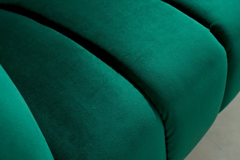 Canapé 2 places rétro NOBLESSE Canapé 2 places 165 cm en velours vert émeraude avec matelassage décoratif - 41247