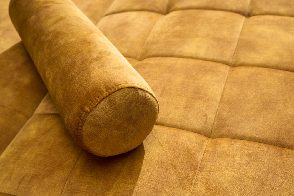 Canapé lit moderne COUTURE 196 cm microvelours jaune moutarde Fonction lit 3 places avec coussin - 42490