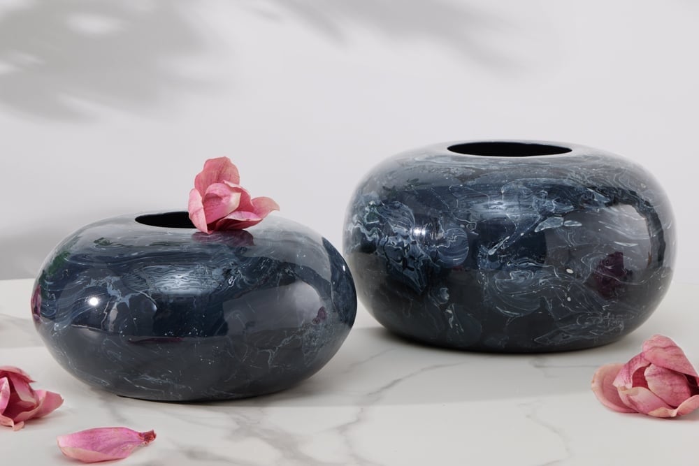 Set de 2 vases design STONE 25cm noir marbré fait main - 43186