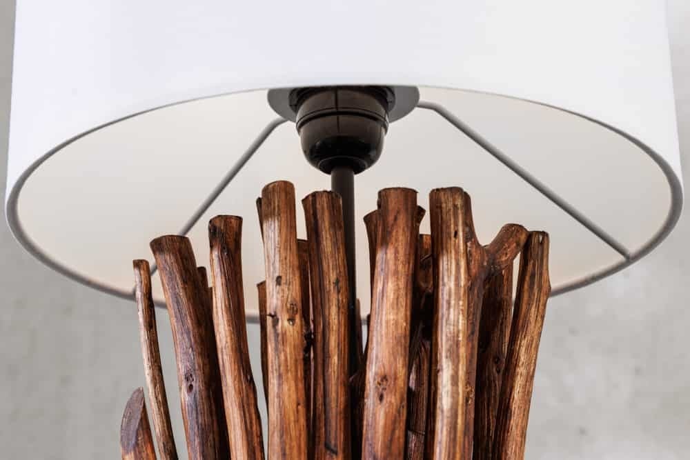 Lampe de table design EUPHORIA 60cm blanc naturel ronde en bois massif fait main - 43452