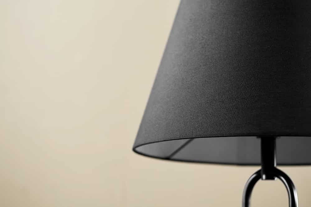 Lampadaire moderne table d'appoint SERVANT 175cm métal noir rond - 43759