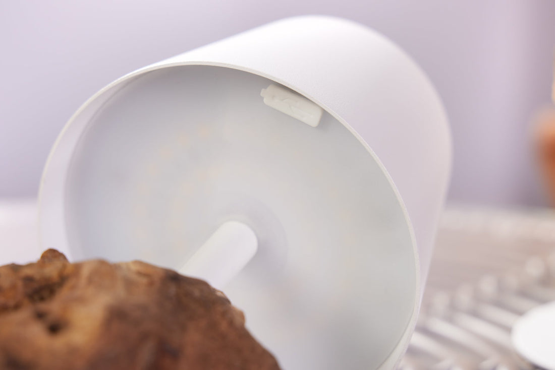 LampenkLED lampe de table à piles HYPNOTIC TO GO 30cm blanc naturel rechargeable avec variateur tactile sans câble - 44099