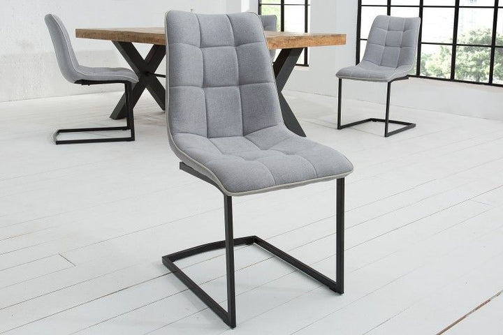 Chaise cantilever design MIAMI structure métal gris clair noir mat - 38500