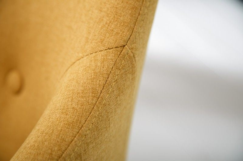 Chaise classique design SCANDINAVIA MASTERPIECE jaune moutarde avec accoudoir - 40124