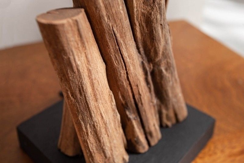 Lampe de table faite main PURE NATURE 45cm en bois de fer avec abat-jour en coton - 40402