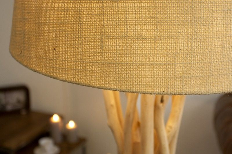 Lampadaire fait main en bois flotté WILD NATURE 155cm sable avec abat-jour en lin - 30208